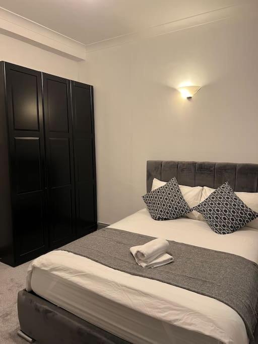 1 Bedroom Flat In Kings Cross! Londra Exterior foto